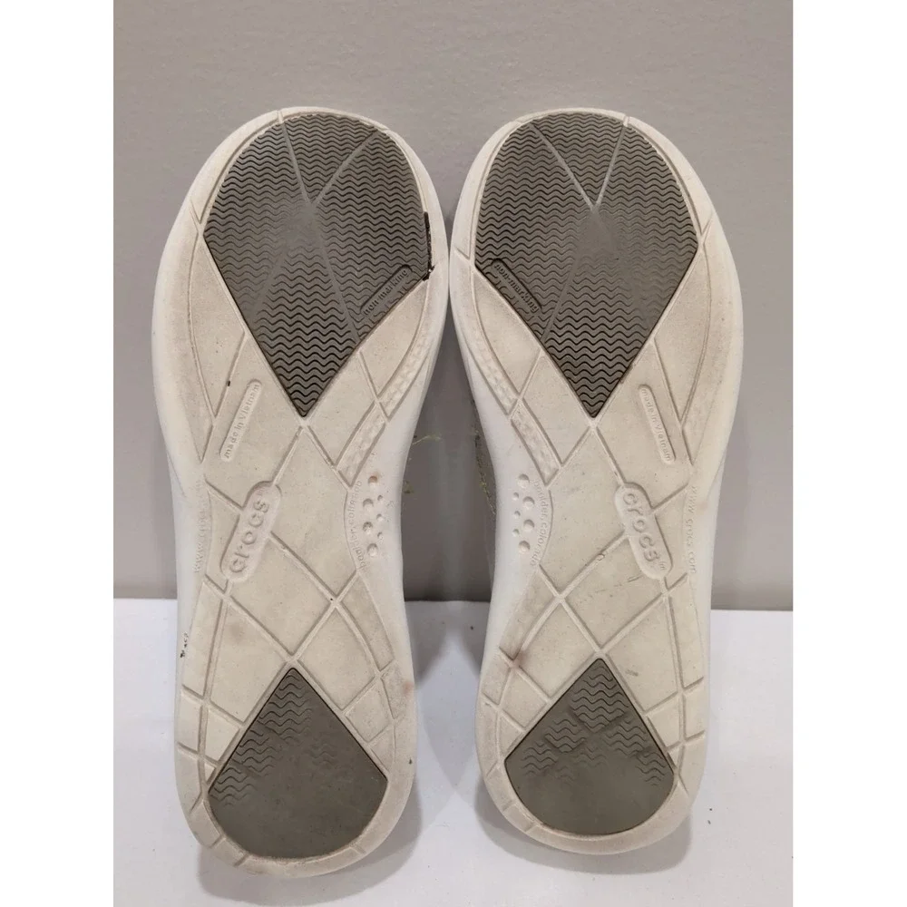 Crocs Walu Mens Light Gray Canvas Slip On Loafer Comfort Casual Shoes 9 11270